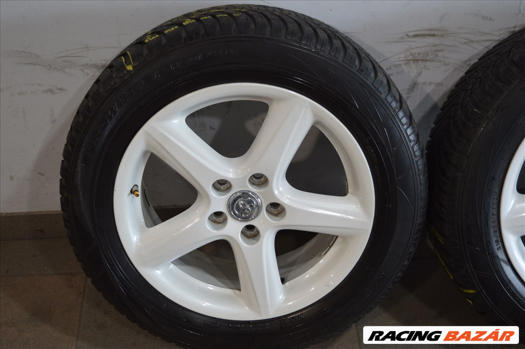  5x114.3 lyukosztású 17" alufelni,  215/60 újszerű Falken téli gumi  6. kép