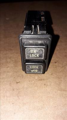Suzuki Vitara Csomagtérajtó Nyitó Kapcsoló
