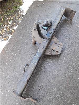 Opel Frontera A Vonóhorog 90513415