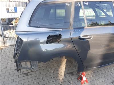 Citroen C4 grand picasso jobb hátsó negyed