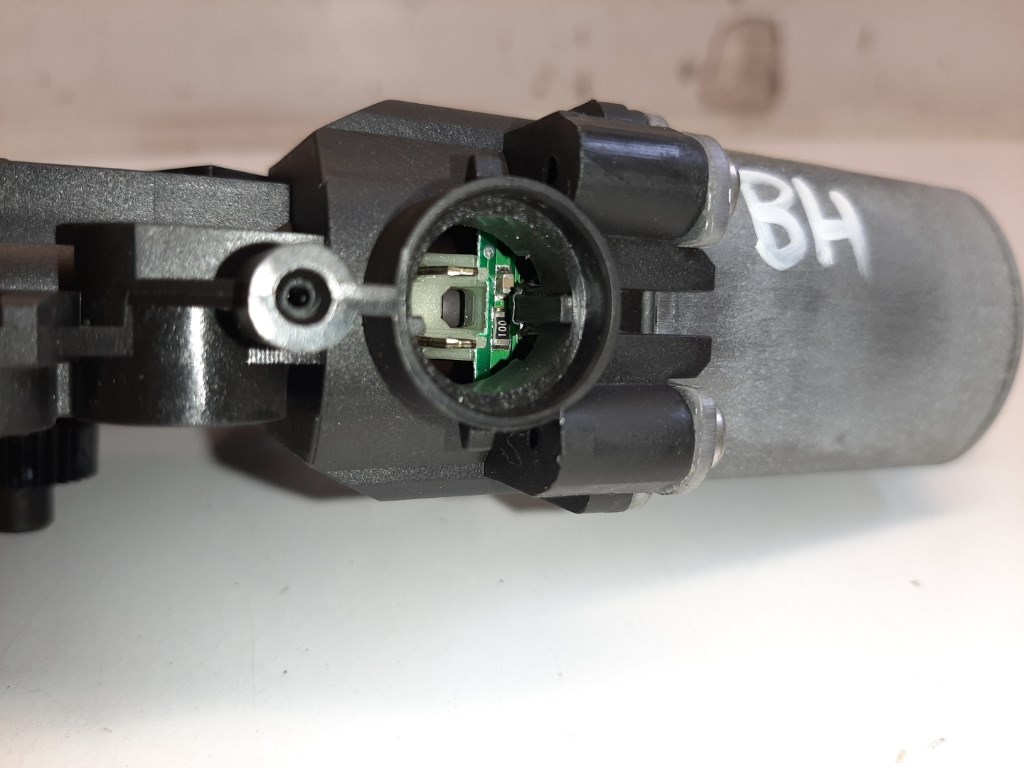 Kia Ceed (ED) bal hátsó ablakemelõ motor 402059D 4. kép