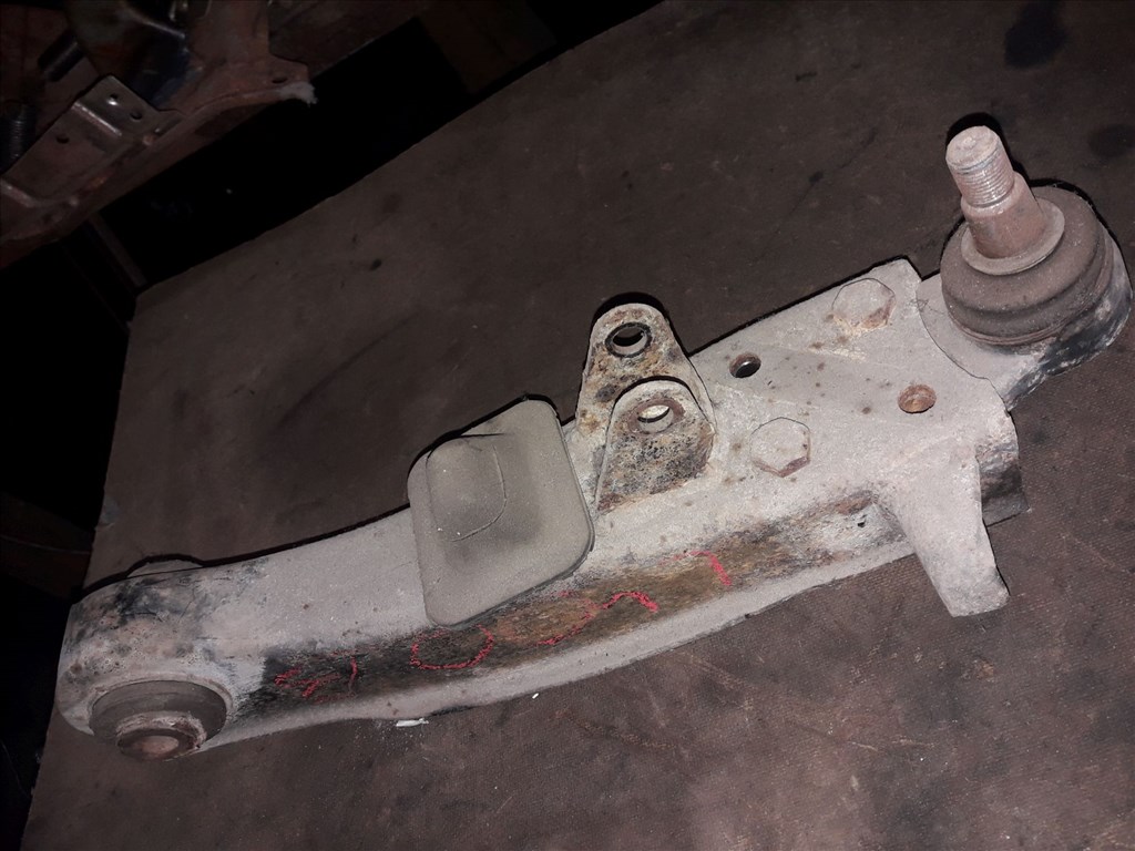 Mitsubishi L400 Bal Elsõ Lengéscsillapító 1. kép