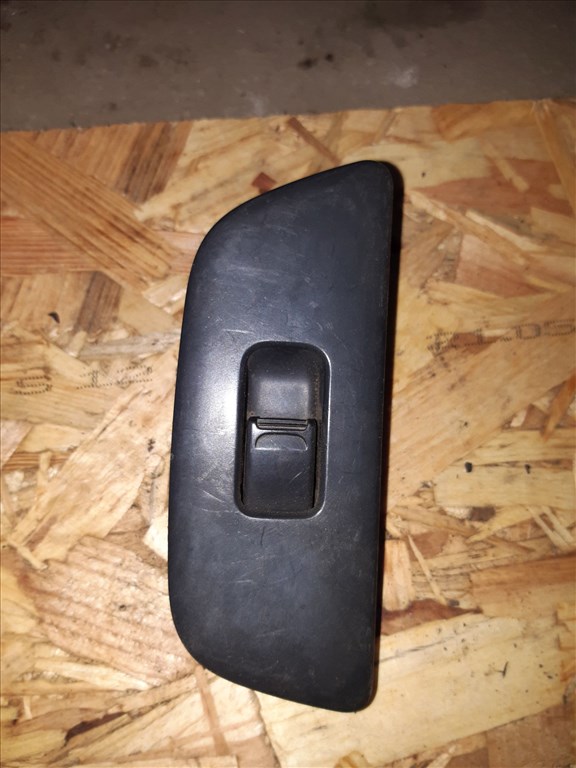 Suzuki Ignis 03-07 Ablakemelõ Kapcsoló 1. kép