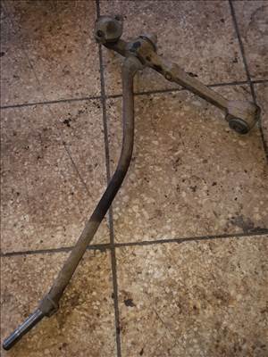 Lada 112 99-08 Jobb Első Lengőkar