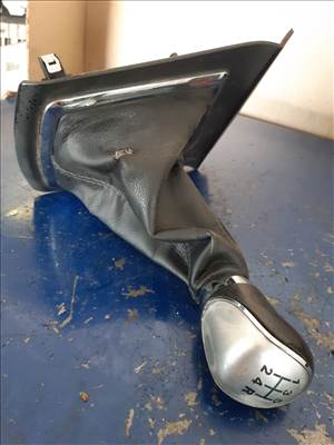 Ford Focus II Váltó Gomb  Váltó Szoknya 4M5X A045B79 AA