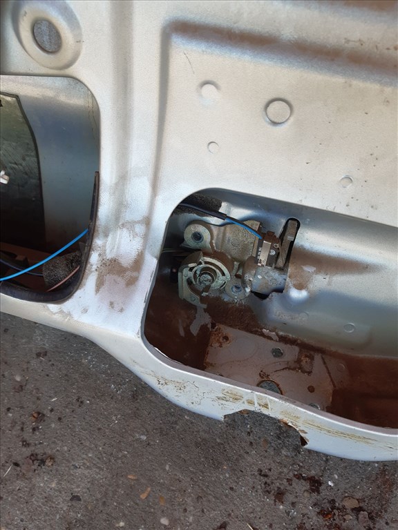 Seat Alhambra II Csomagtér Ajtó 3. kép