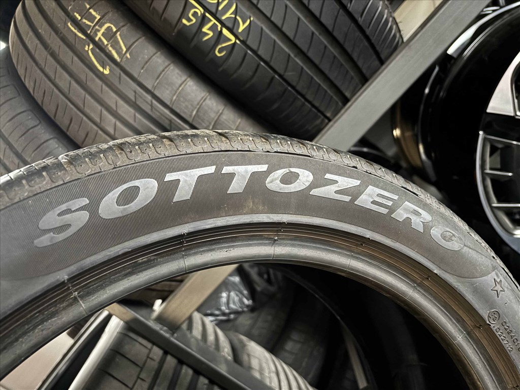 245/45 r19 Pirelli téligumi 2db eladó 245/45r19 4. kép