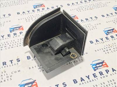 BMW E46 E39 E61 E83 X3 touring csomagtér rolós roló kalaptartó bal hátsó tartó rögzítő konzol - kis hibával