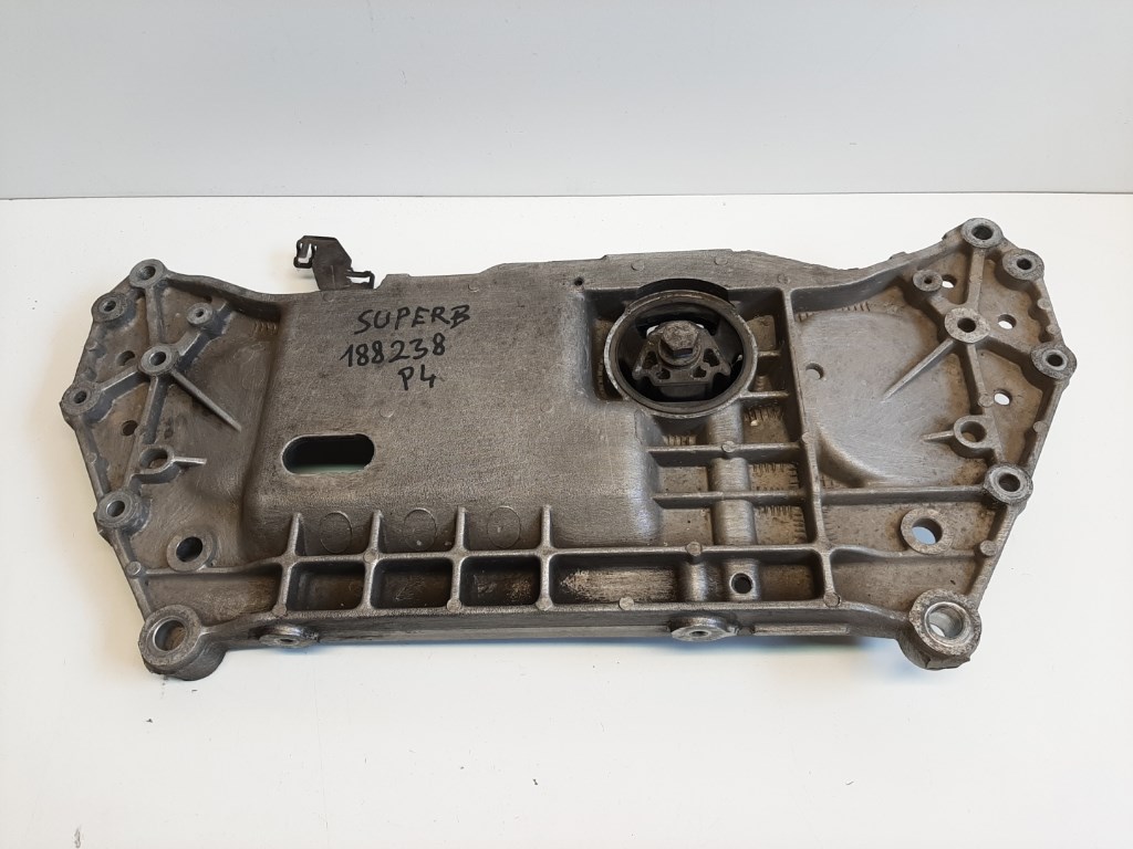 Skoda SUPERB (3T) elsõ bölcsõ 1K0199369G 1. kép