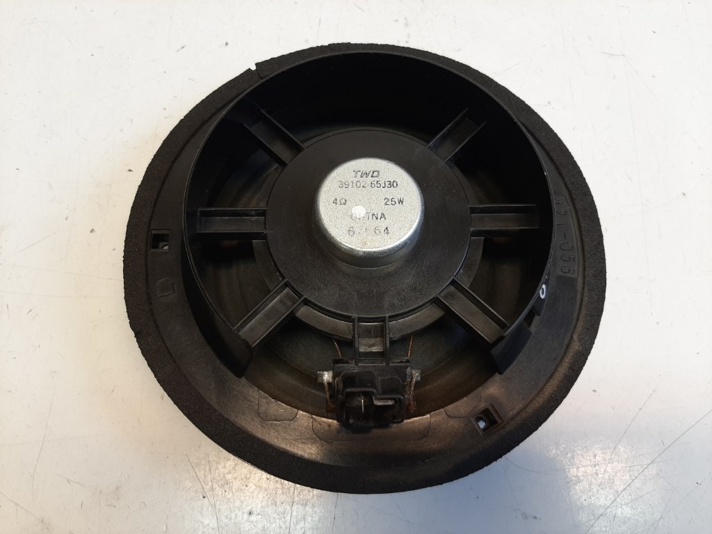 Suzuki Vitara grand (JT) jobb hátsó hangszóró 3910265J30 2. kép