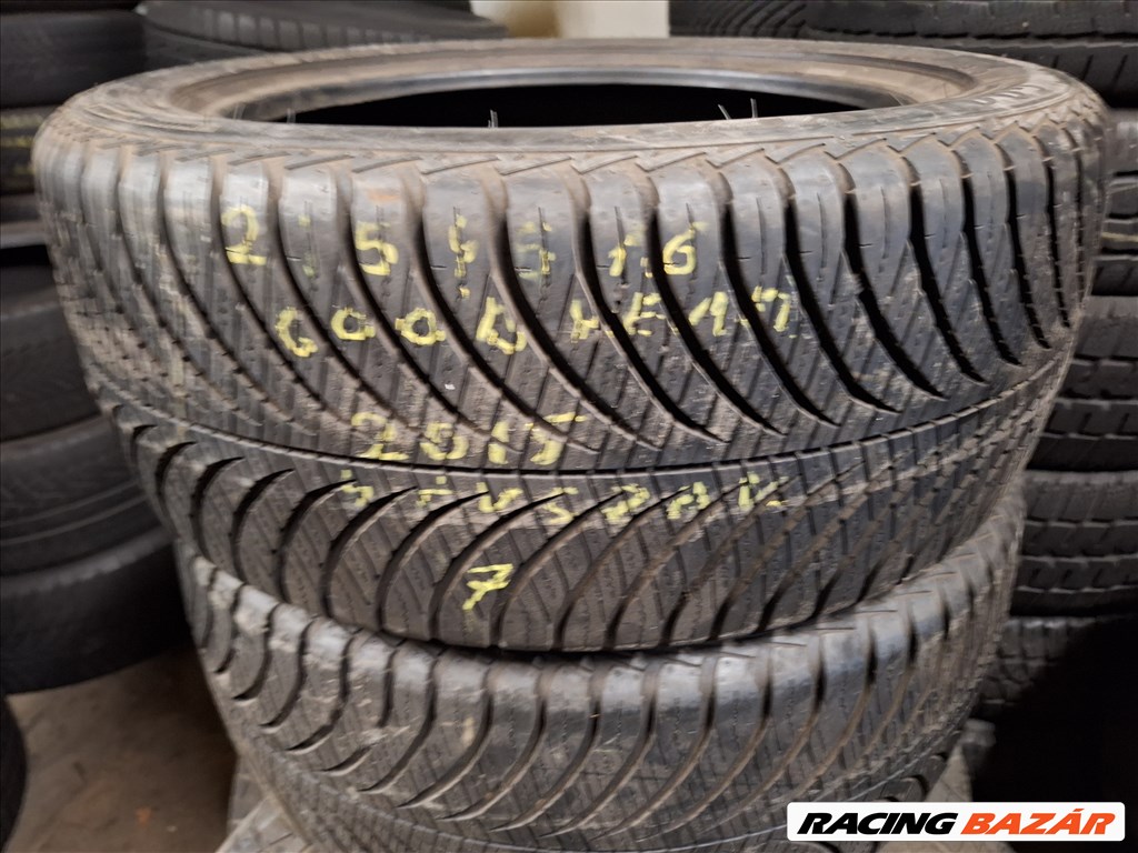  215/45/16"  Goodyear négyévszakos gumi  1. kép