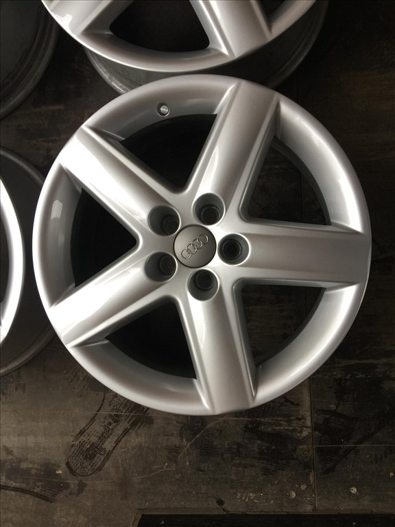  17-es, 5x112-es újszerű gyári Audi  alufelni 2. kép