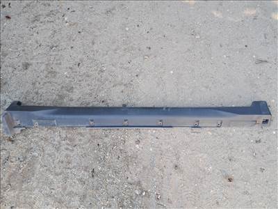 Nissan X-Trail (T32) Jobb küszöb burkolat 768504CE0A