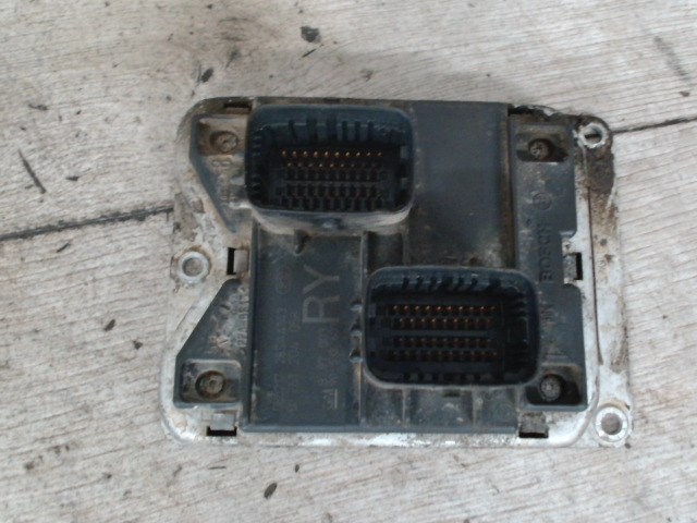 OPEL CORSA B 93-00 Motorvezérlő egység ECU PCM modul 1. kép