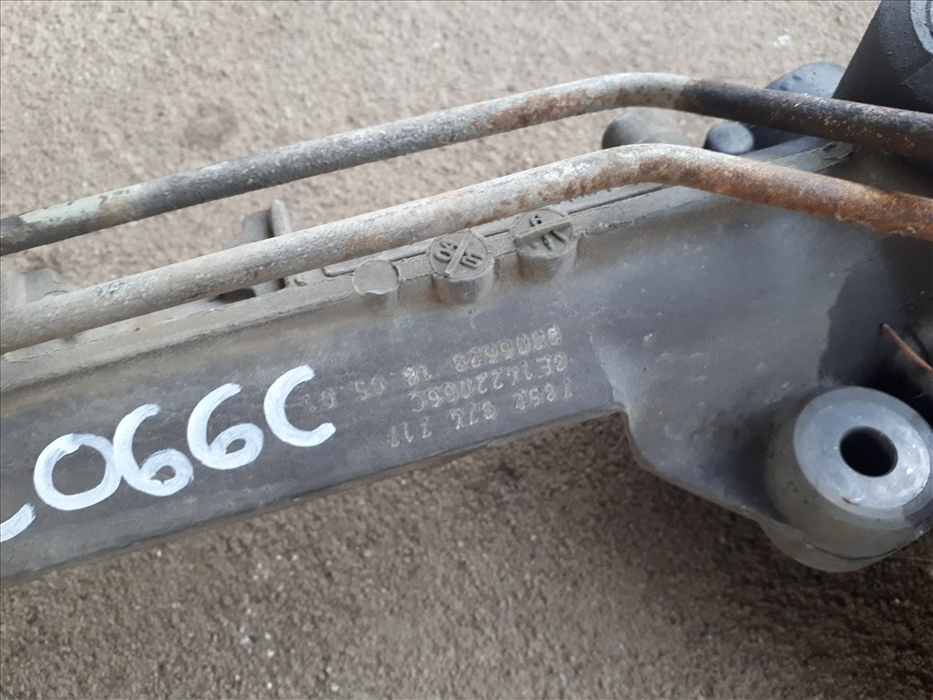 Audi A4 (B6) 1.8 benzines bontott szervós kormánymű 8E1 422 066 C 8e1422066c 7. kép