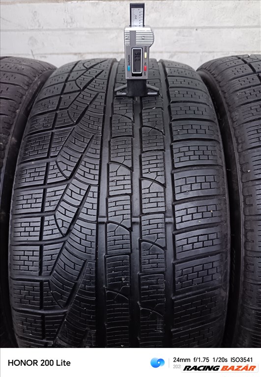  275/3520" újszerű Pirelli téli gumi gumi 1. kép