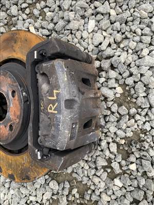 Toyota RAV4 (XA40) féktuskó