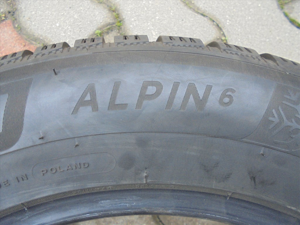 Michelin 195/60 R 16-os szinte új téli gumi eladó 6. kép