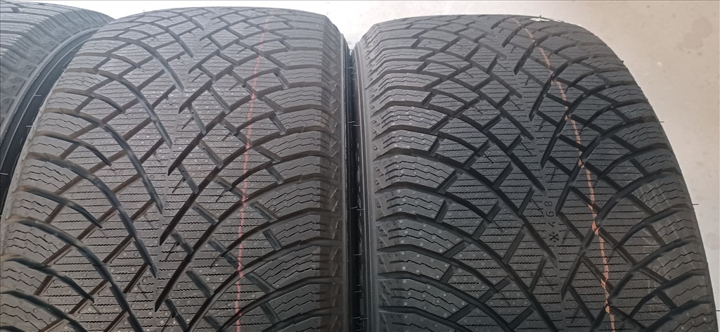 Új! Nokian Hakkapeliitta R5 245/45 R18 téli gumik 4db 4. kép