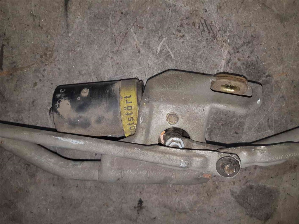 Volkswagen Transporter T4 91-03 Elsõ Ablaktörlõ Motor ቛõ Ablaktörlõ Mechanika 0 390 241 120 2. kép