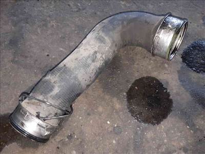 Volkswagen Passat B6 Turbócső / Intercooler Cső