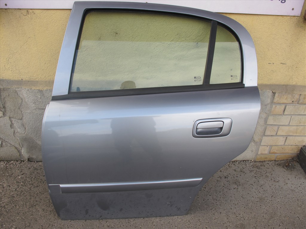 Opel Astra G jobb első ajtókárpit  5. kép