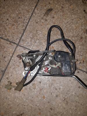 Suzuki Vitara Jobb Első Ajtó Zárszerkezet