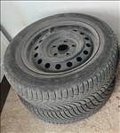  5x114.3 lyukosztású 15" használt lemezfelni, rajta 195/65 használt téli gumi gumi 