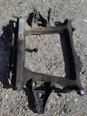 Renault Clio II Első Bölcső