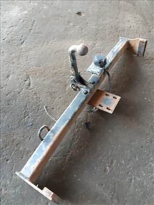 Opel Frontera A Vonóhorog