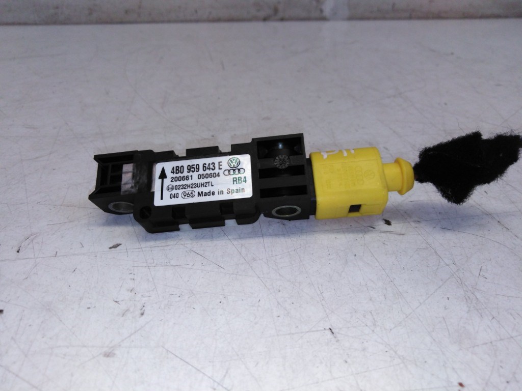 Audi A3 (8P) bal hátsó légzsák oldalütés érzékelõ 4B0959643E 1. kép