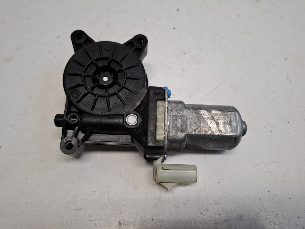 Dacia Spring bal elsõ ablakemelõ motor 7210EGTL0021 2. kép