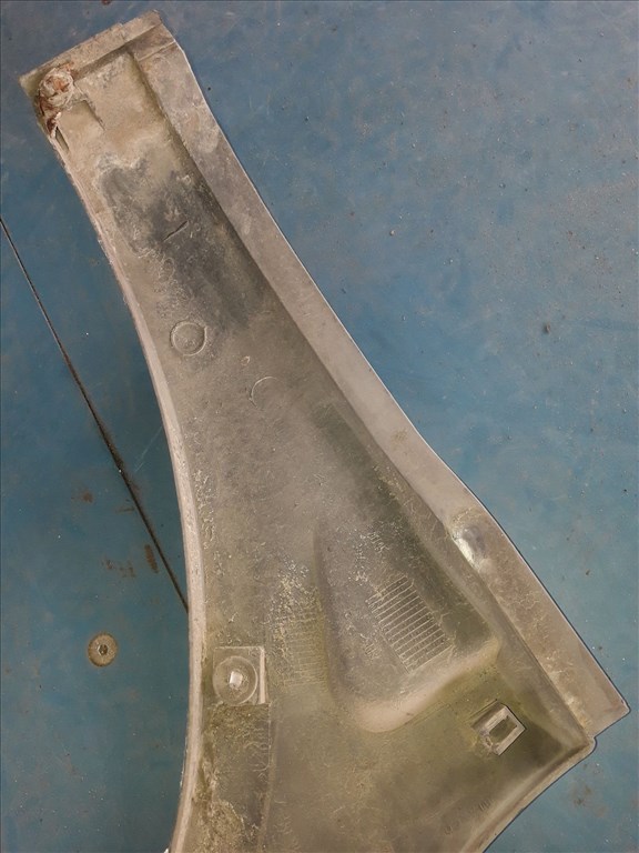 Iveco Daily Jobb Hátsó Sárvédõ Szélesítés 500326832 5. kép