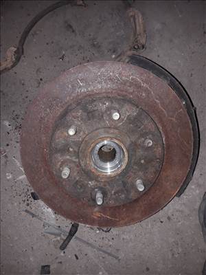 Mitsubishi L200 06-14 Jobb Első Csonkállvány  ABS Jeladó