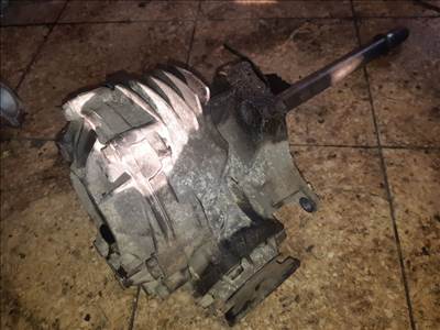 Mercedes E W210 Első Differenciálmû 210 335 00 01