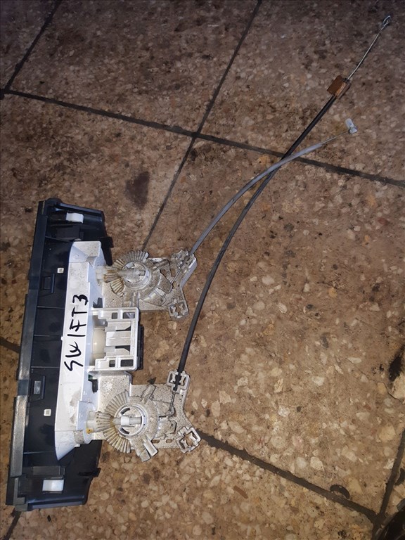 Suzuki Swift III 04-10 Fûtéskapcsoló 2. kép