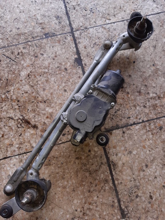 Renault Kadjar Elsõ Ablaktörlõ Motor ቛõ Ablaktörlõ Mechanika 1. kép