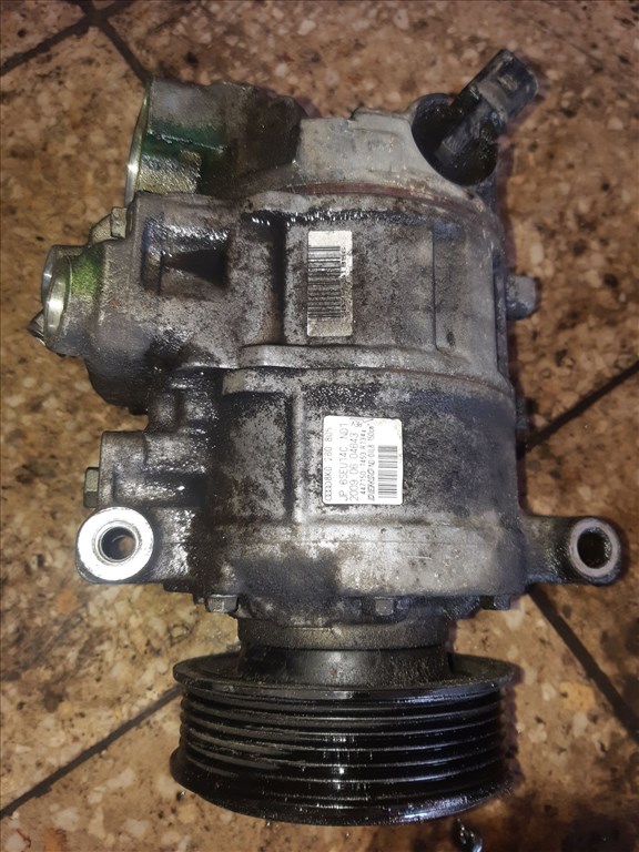 Audi A4 B8 Klíma Kompresszor 8K0 260 805 1. kép