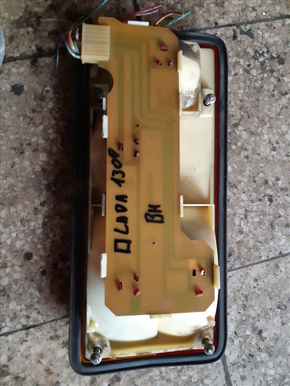 Lada 2101 Bal Hátsó Lámpa 2. kép