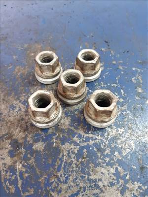 Ford Transit 00-06 Kerékcsavar Készlet