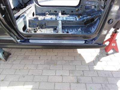 Peugeot 207 cc jobb küszöb