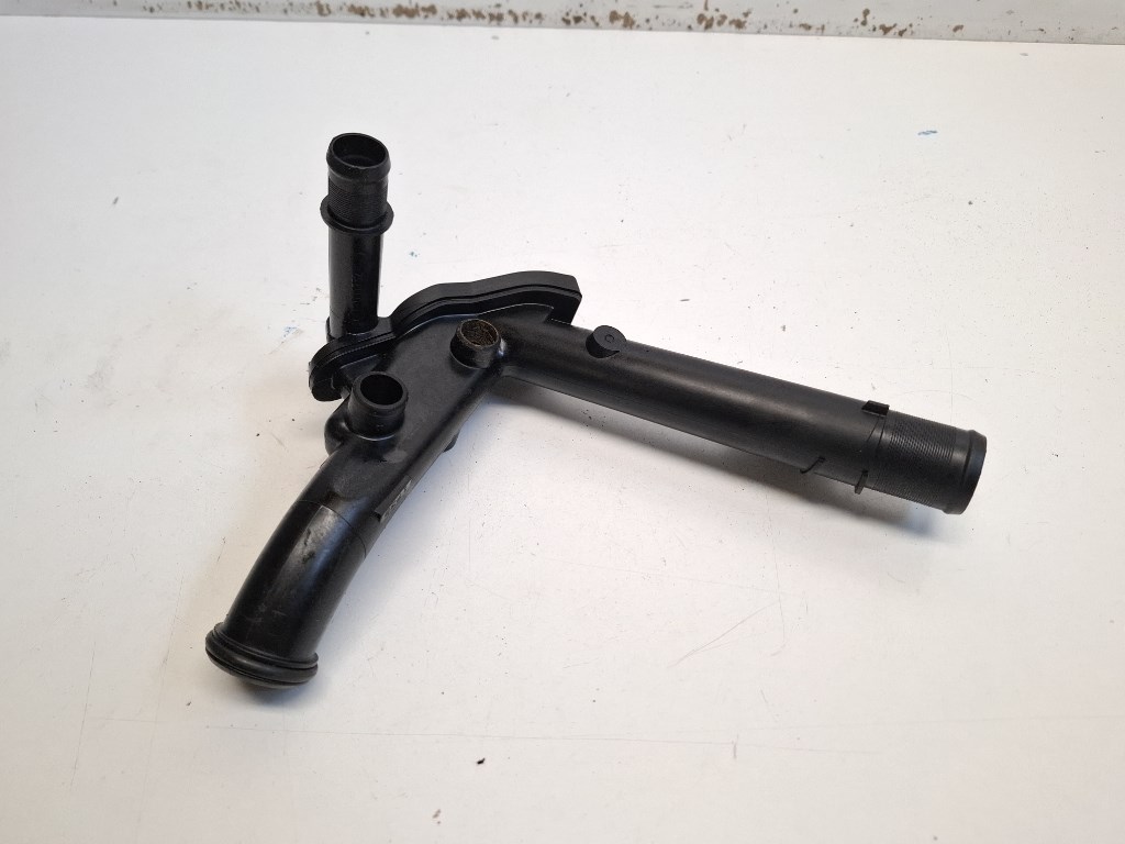 Renault Clio  vízhûtõ csõ (vízcsõ) 8200261590 2. kép