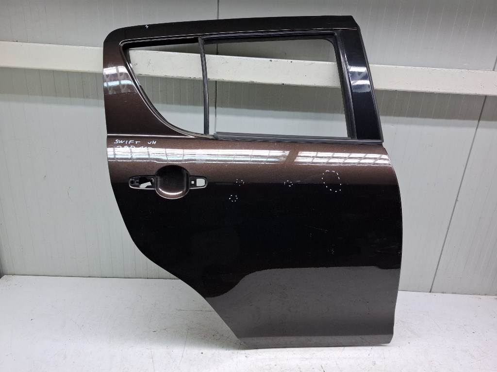Suzuki Swift (AZG) jobb hátsó ajtó 1. kép