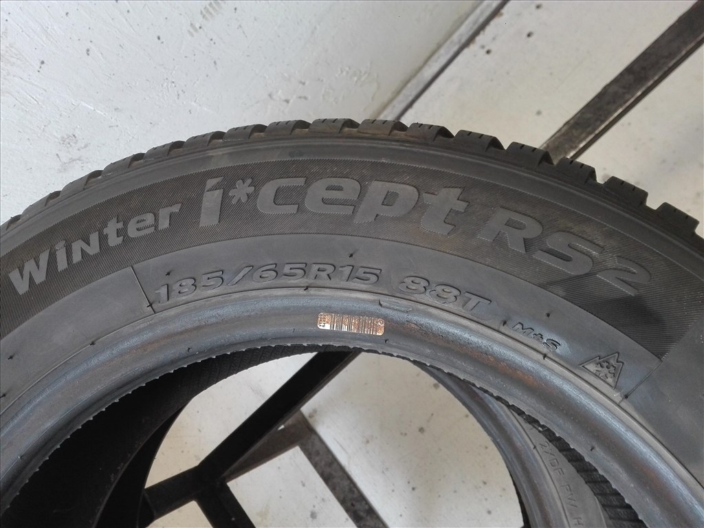 185/65R15 Hankook téli gumi 2db 185/65 r15 5. kép