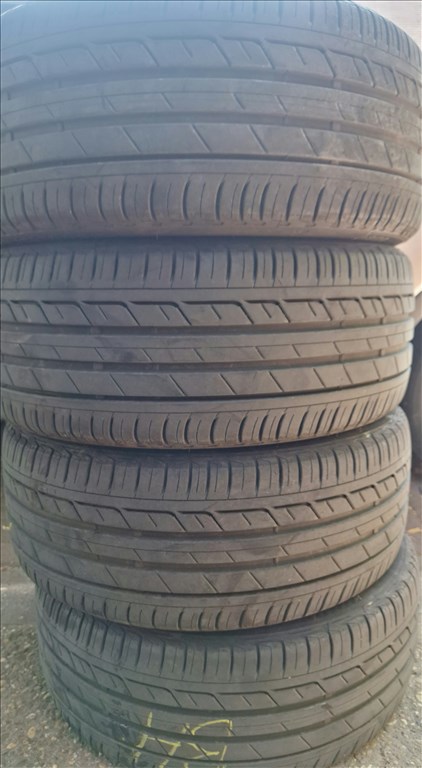  225/4517" használt Bridgestone nyári gumi gumi 3. kép
