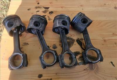 Fiat Doblo II Dugattyú szett 1.3 