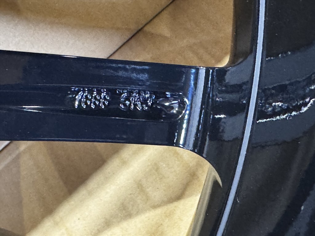 R20 Original mercedes 8J ET43 - A213 401 2200 / A2134012200 1db felni alufelni 2. kép