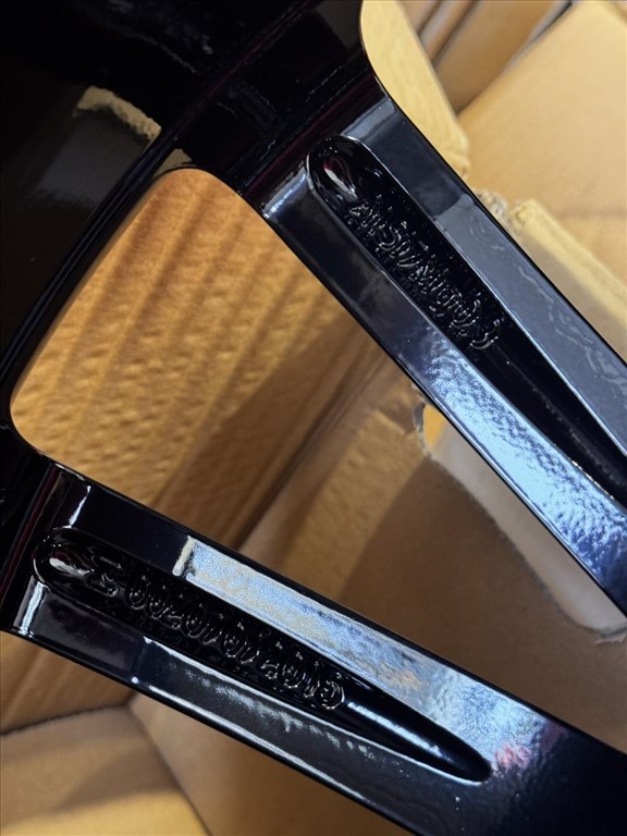 R20 Original mercedes 8J ET43 - A213 401 2200 / A2134012200 1db felni alufelni 5. kép