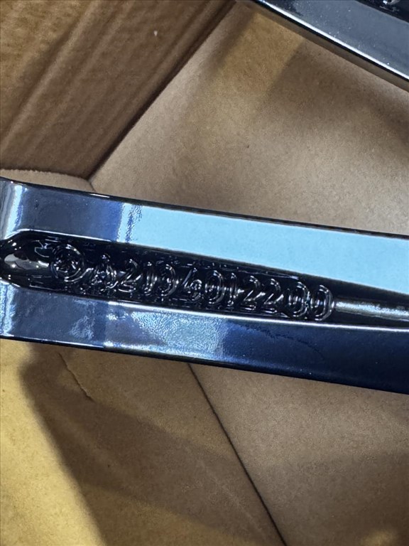 R20 Original mercedes 8J ET43 - A213 401 2200 / A2134012200 1db felni alufelni 9. kép