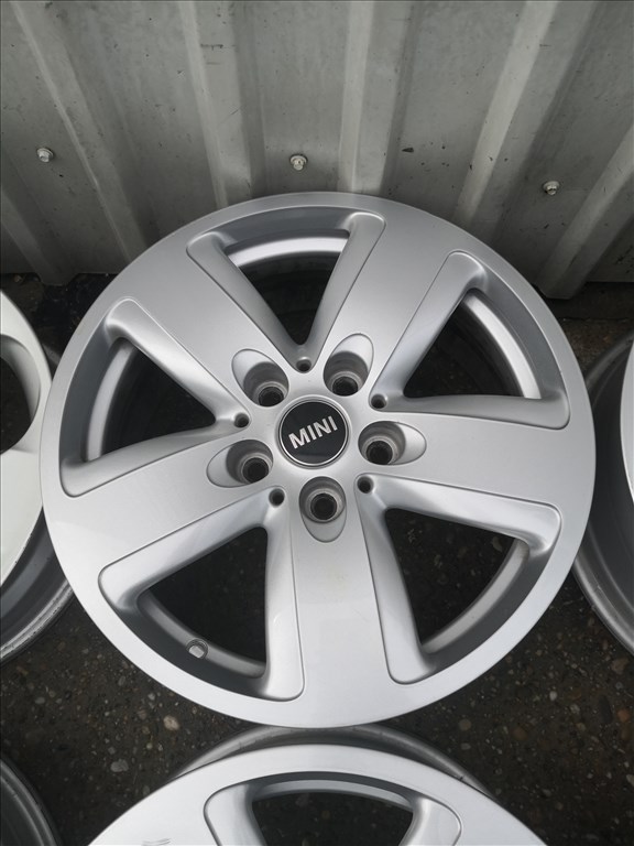 5x112 16 Gyári Mini alufelni 95000ft a 4db/107/ 1. kép